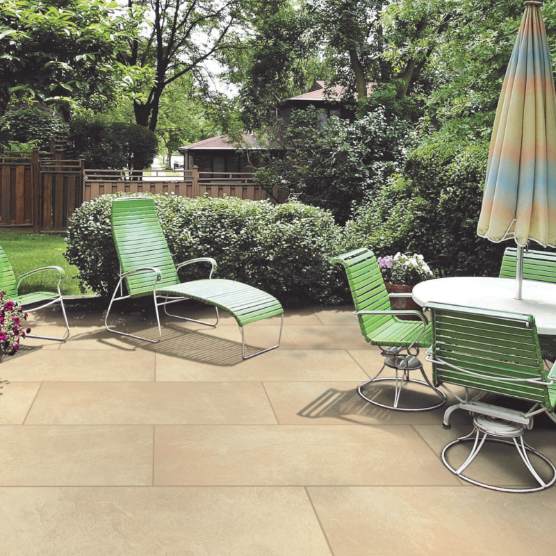 Garden project with Indian Porcelain Paving in beige